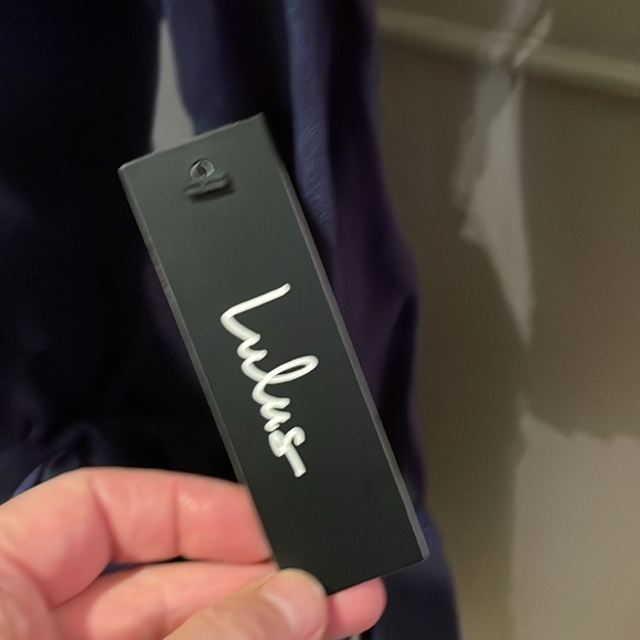 NWT Lulu’s wrap dress - Picture 2 of 8